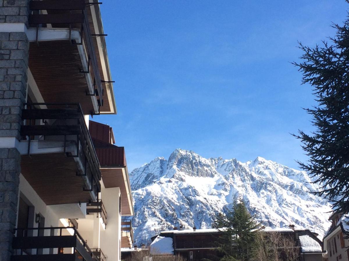 Snow Peak Apartment